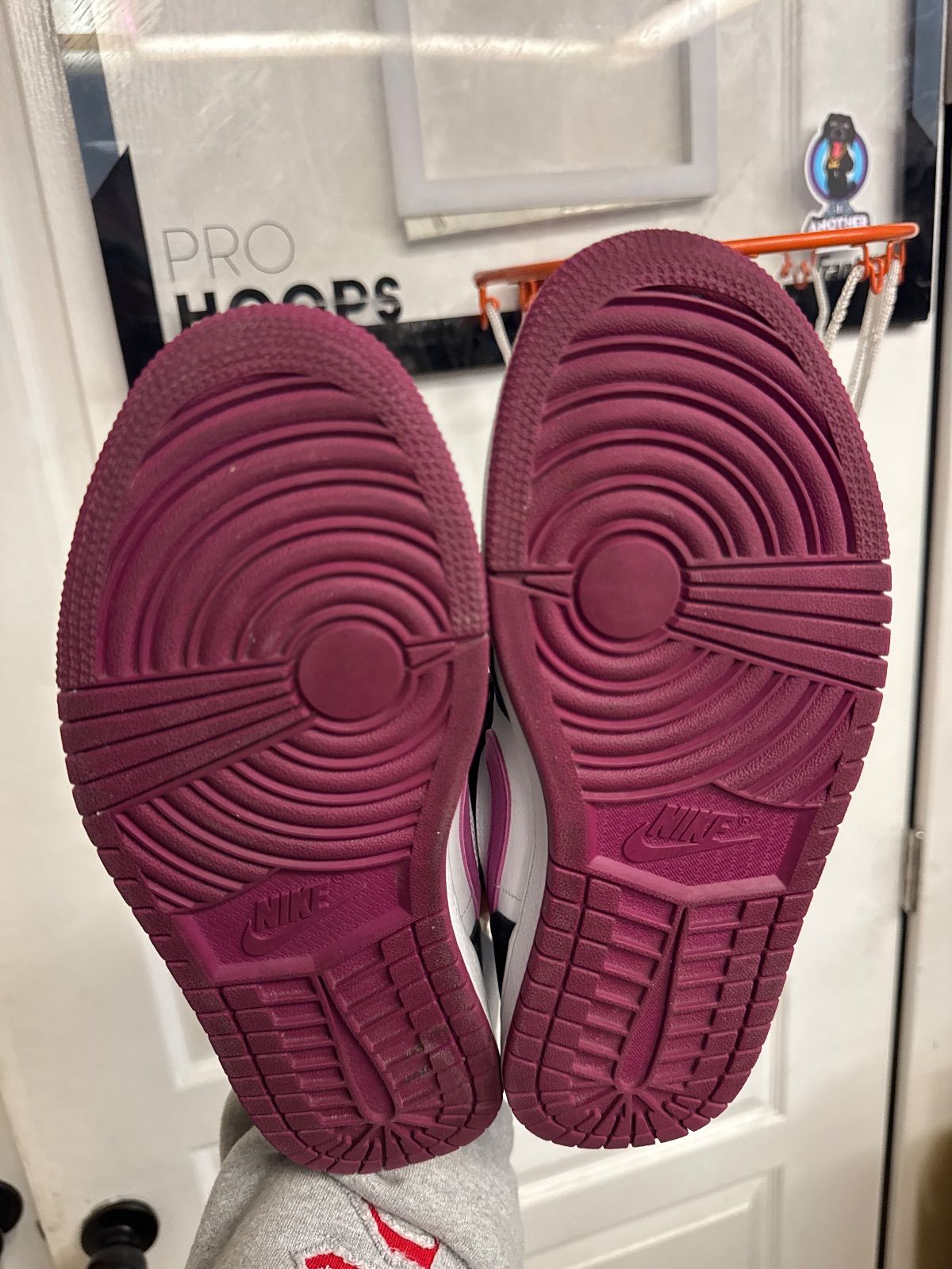 Jordan 1 Mid Magenta (Women's) - Lightly Used, No Box