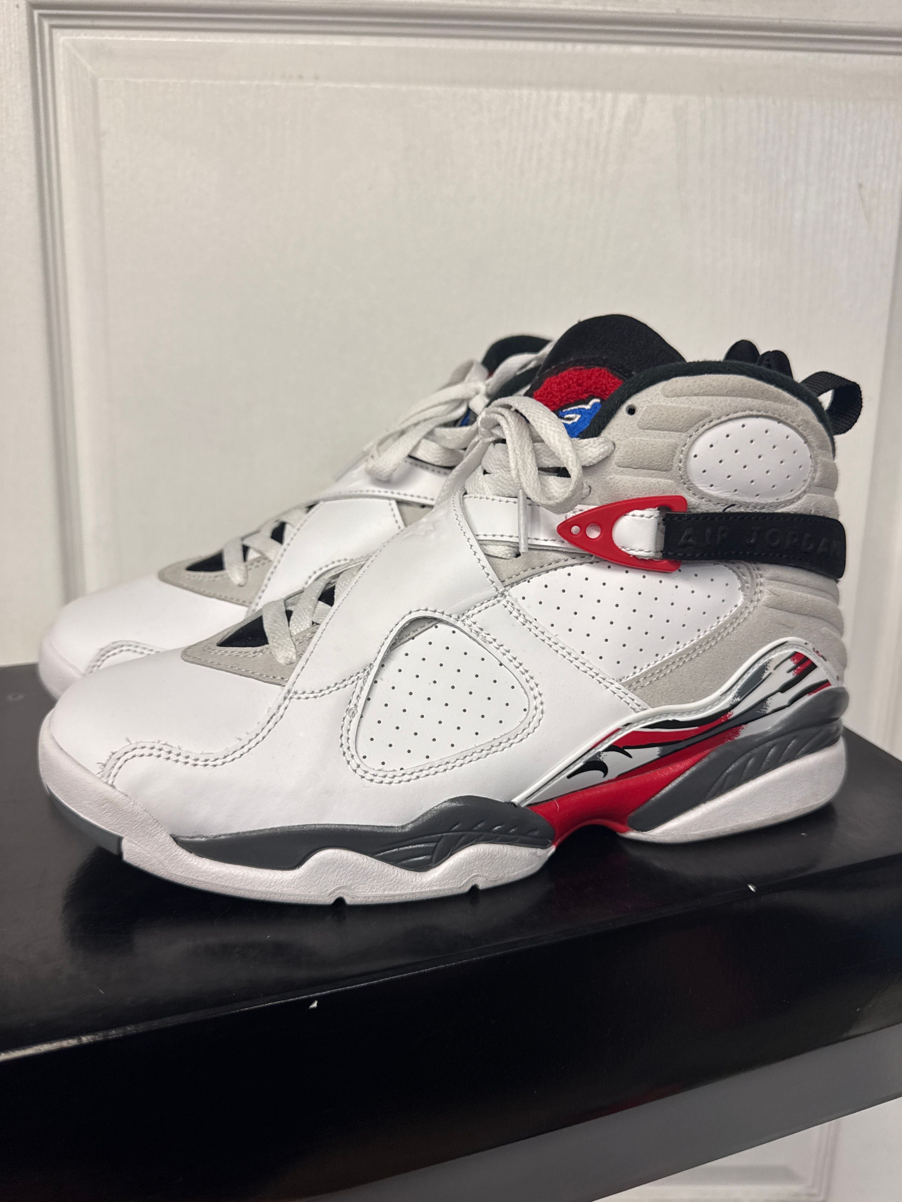 Jordan 8 Retro White True Red (2025) - Lightly Used, OG All