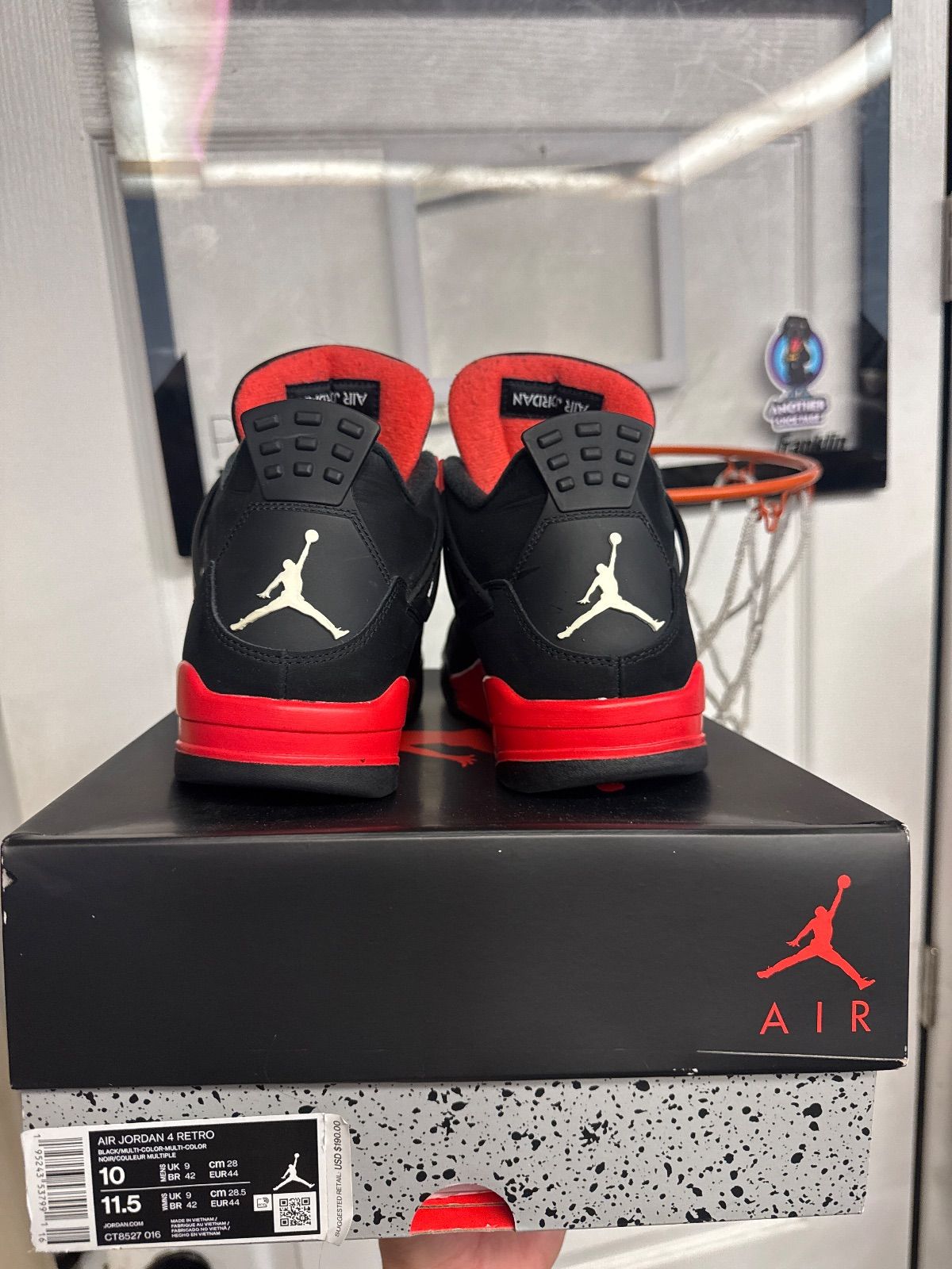 Jordan 4 Retro Red Thunder - Lightly Used, OG All