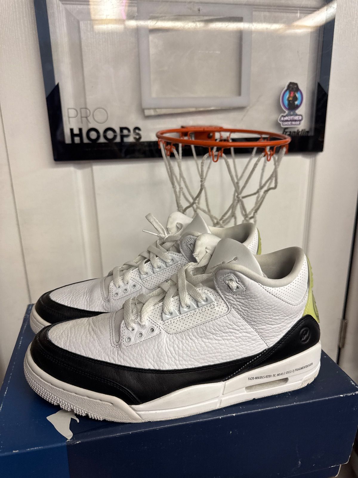 Jordan 3 Retro Fragment - Lightly Used, OG All