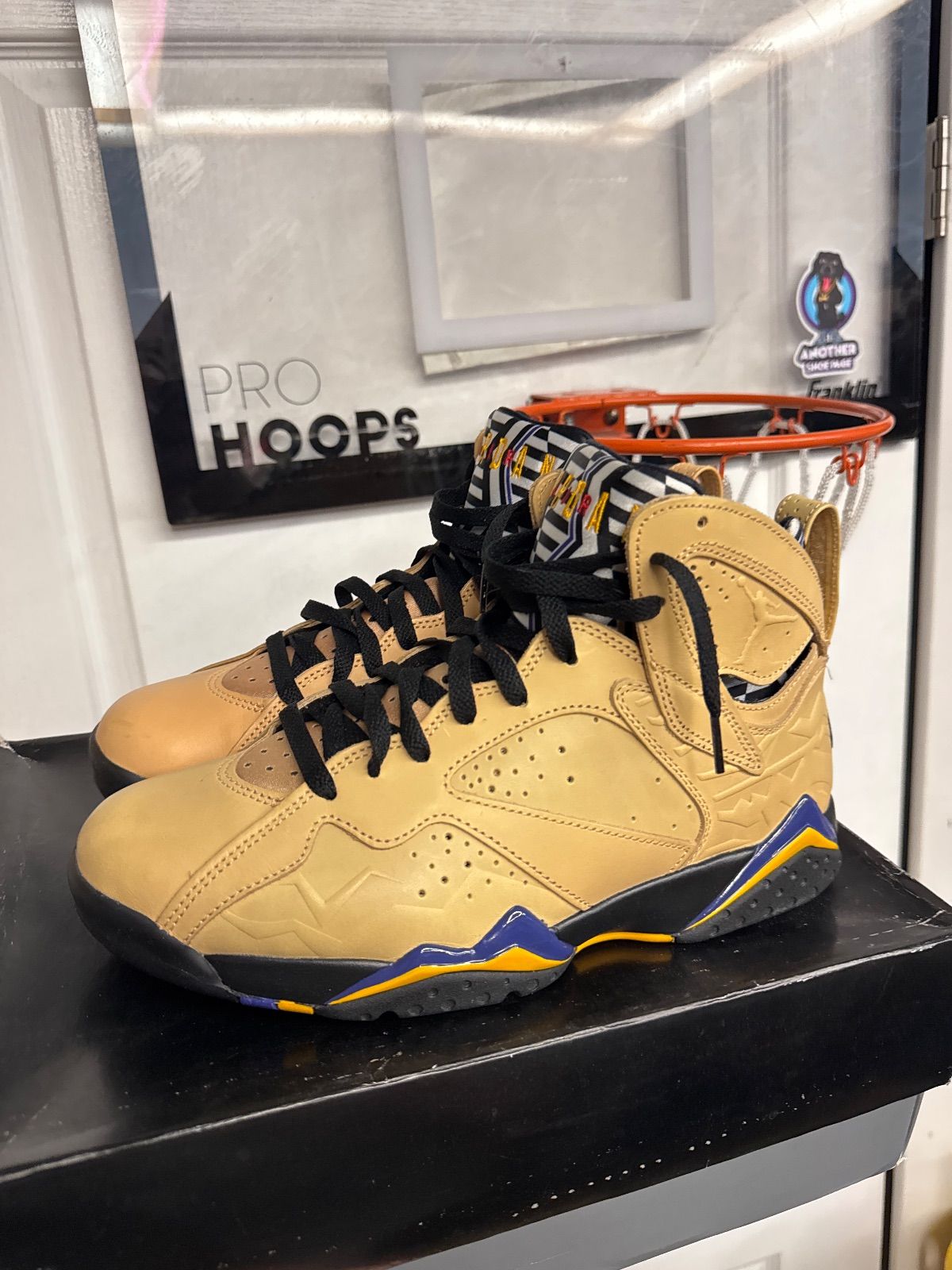 Jordan 7 Retro SE Vachetta Tan - Lightly Used, OG All