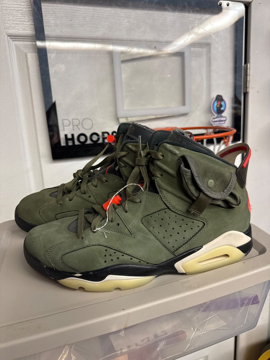 Jordan 6 Retro Travis Scott - Fairly Used, No Box