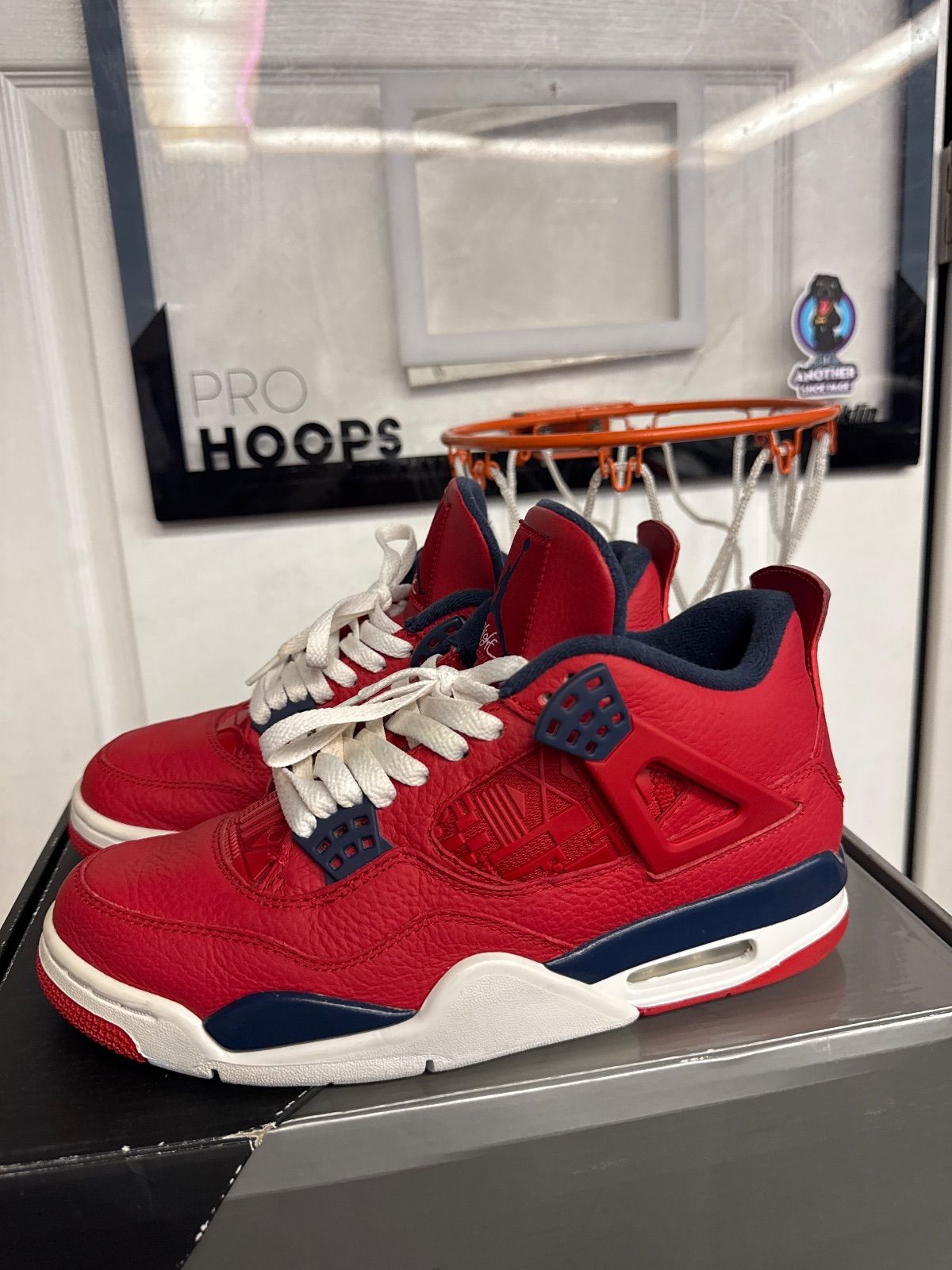 Jordan 4 Retro FIBA (2019) - Lightly Used, Replacement Box