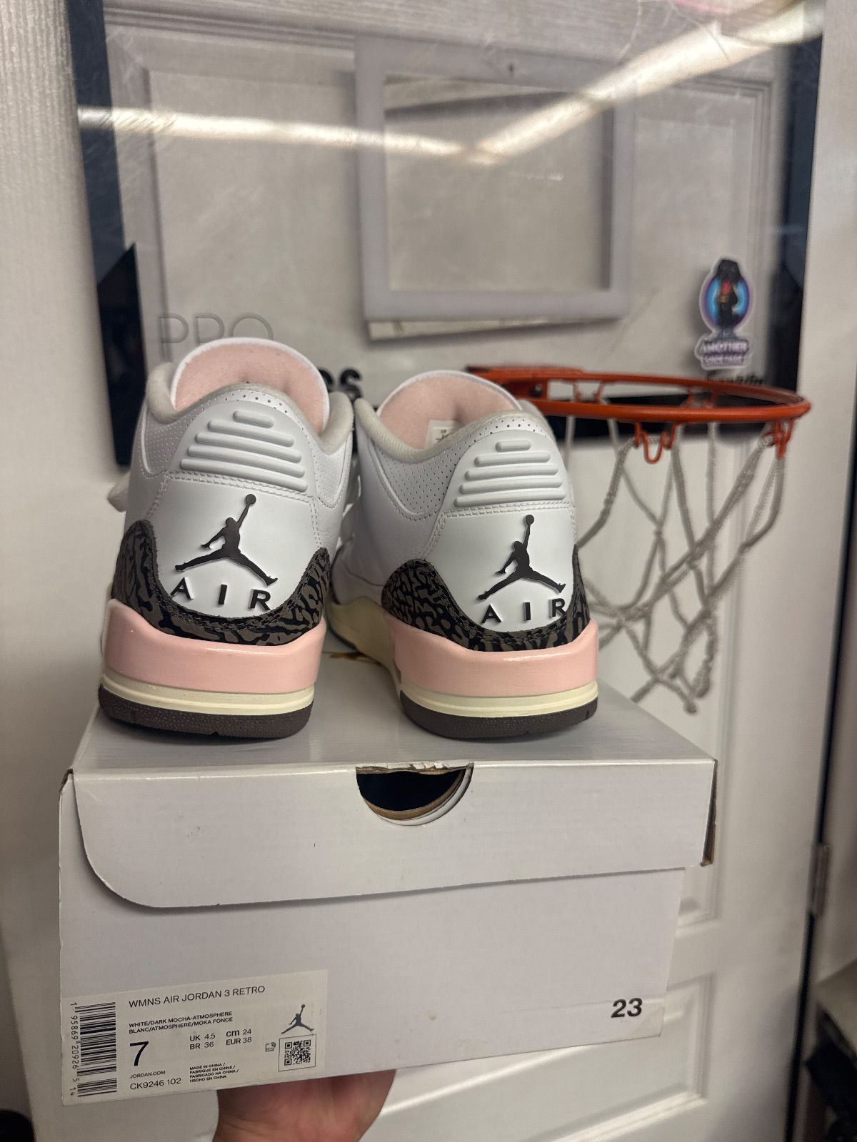 Jordan 3 Retro Neapolitan Dark Mocha (Women's) - Lightly Used, OG All