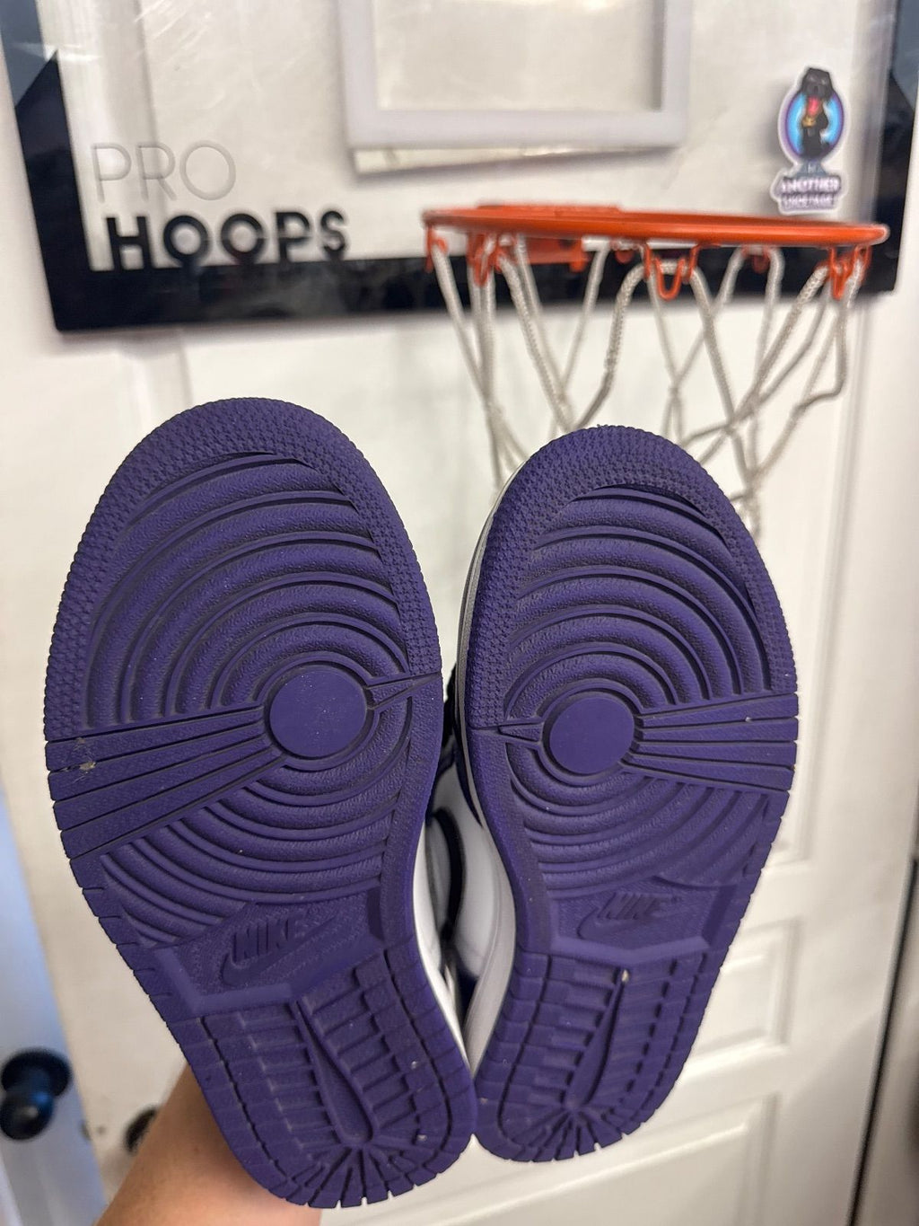 Jordan 1 Retro High Court Purple White - Lightly Used, OG All