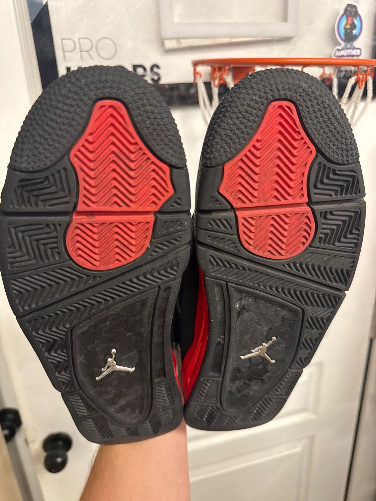 Jordan 4 Retro Red Thunder - Lightly Used, OG All
