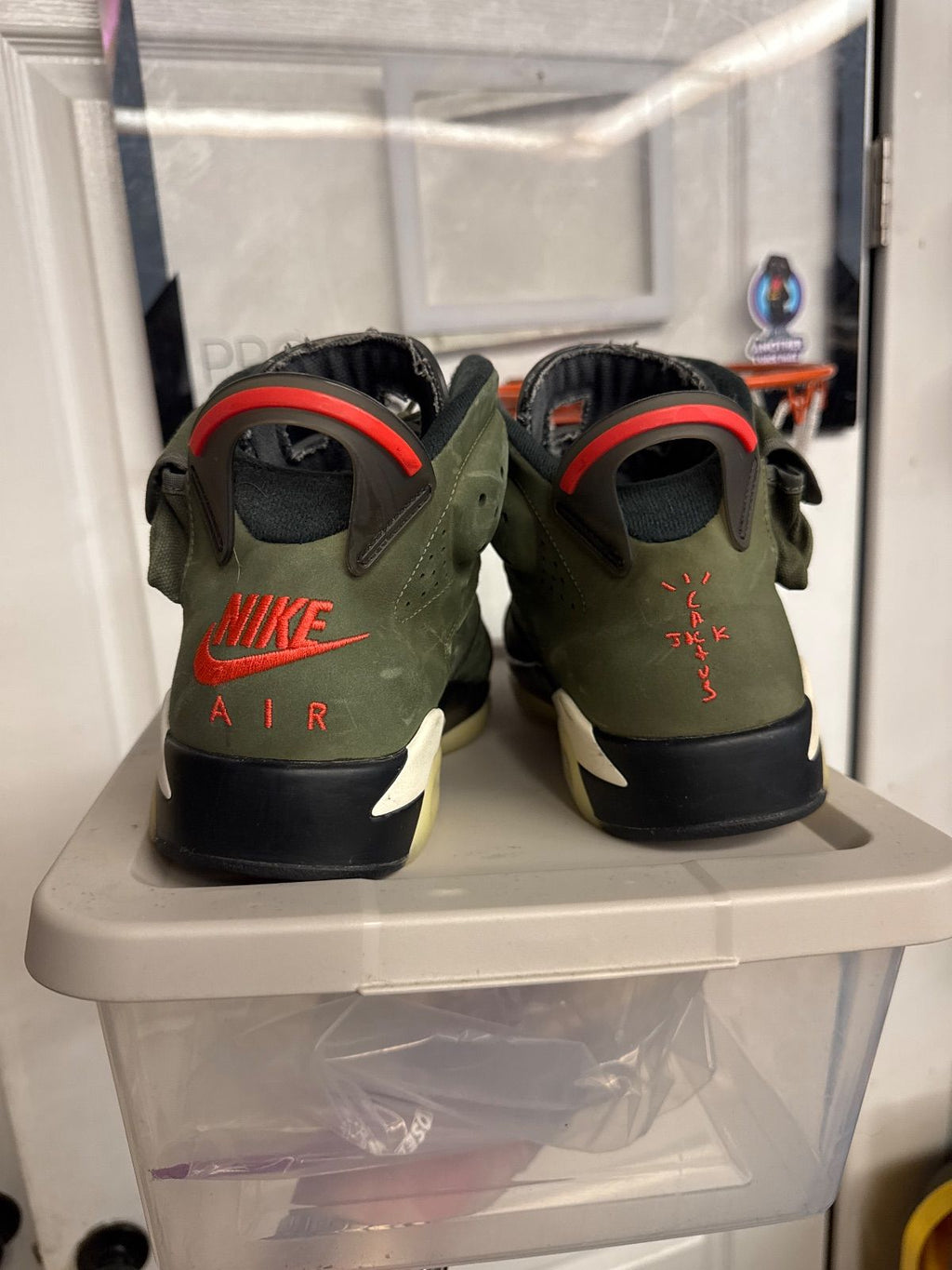 Jordan 6 Retro Travis Scott - Fairly Used, No Box