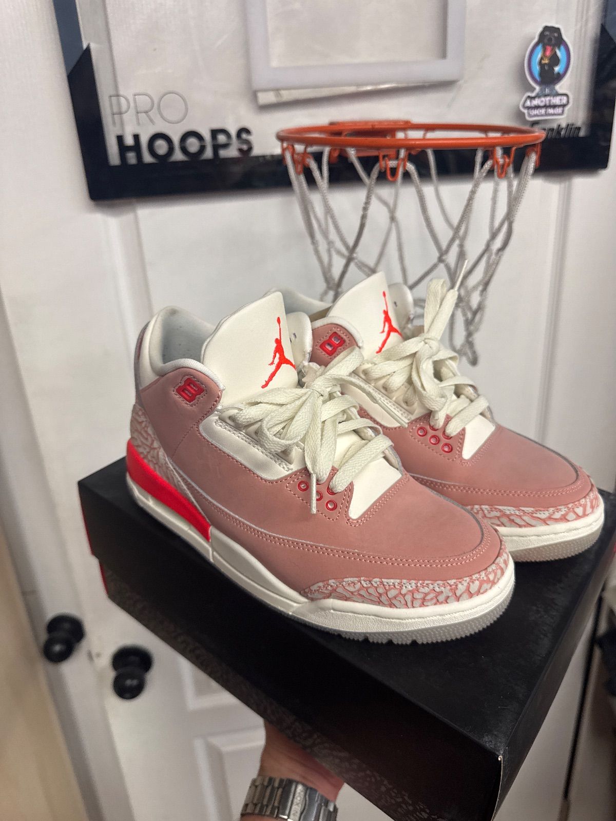 Jordan 3 Retro Rust Pink (Women's) - Lightly Used, OG All