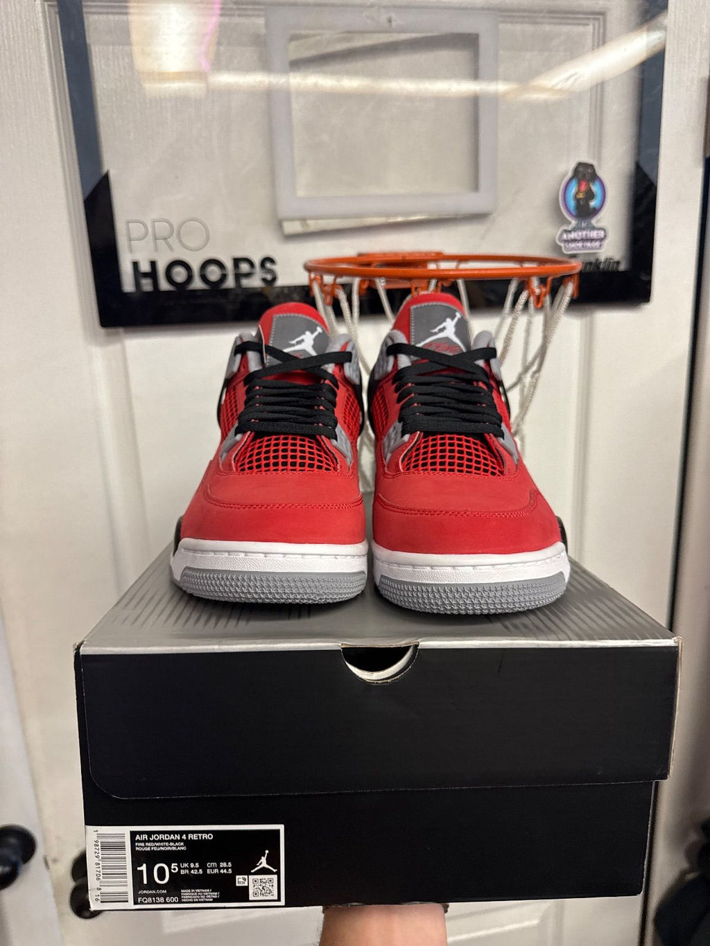 Jordan 4 Retro Toro Bravo (2026)