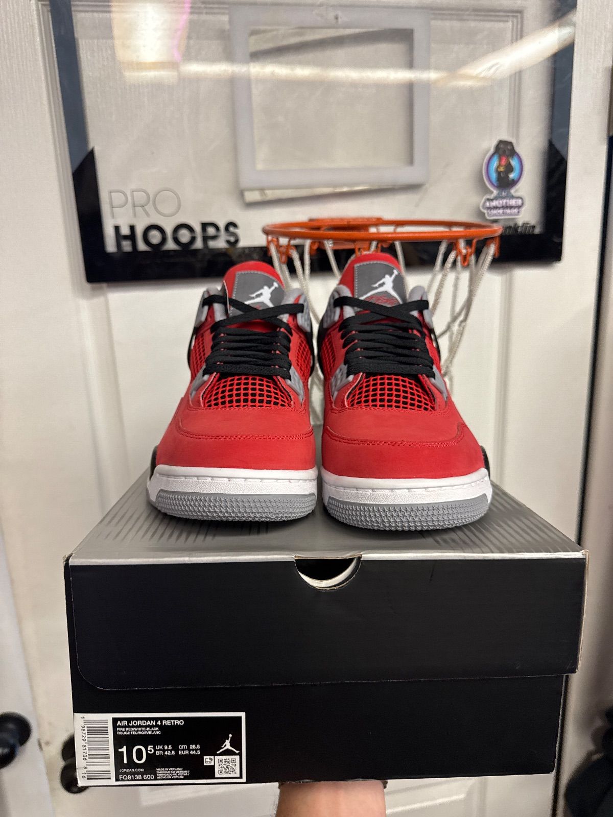 Jordan 4 Retro Toro Bravo (2026)