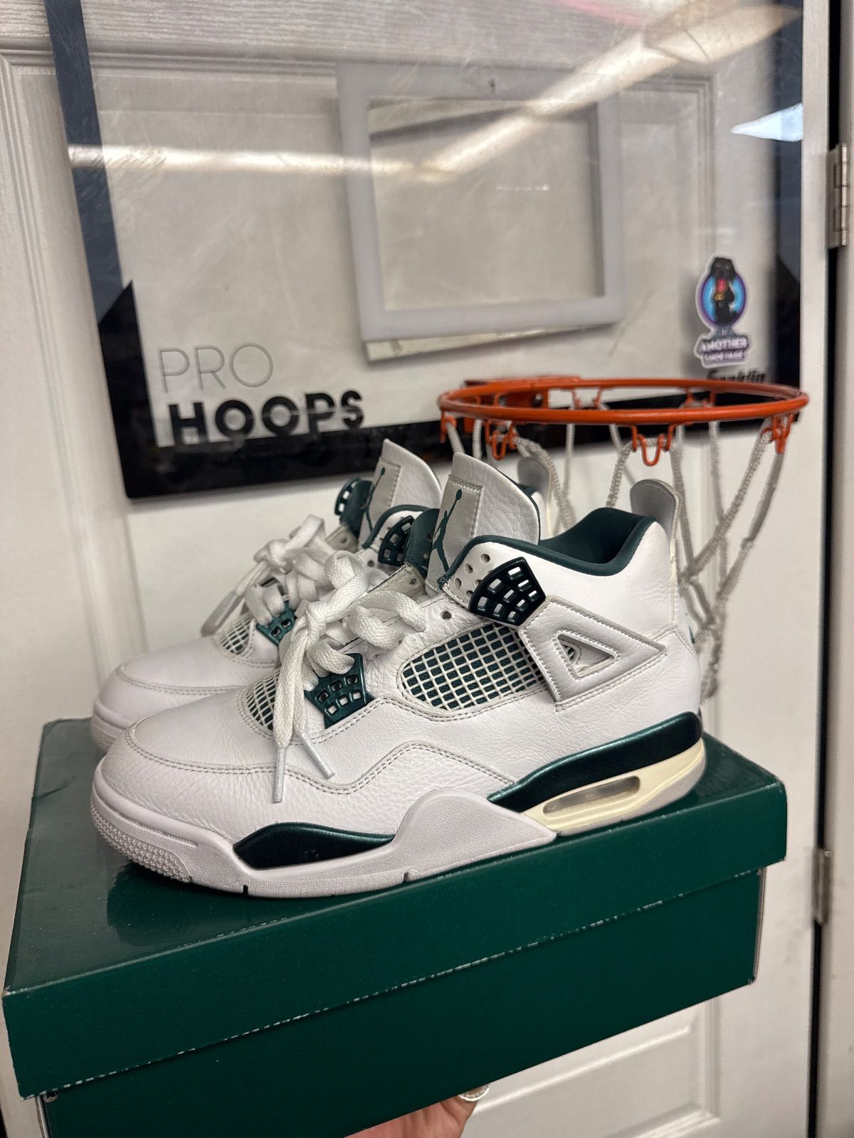 Jordan 4 Retro Oxidized Green - Lightly Used, OG All