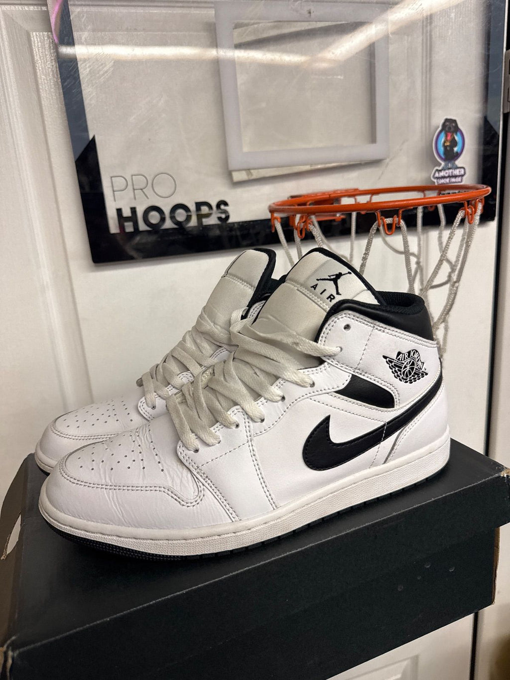 Jordan 1 Mid Reverse Panda - Fairly Used, OG All