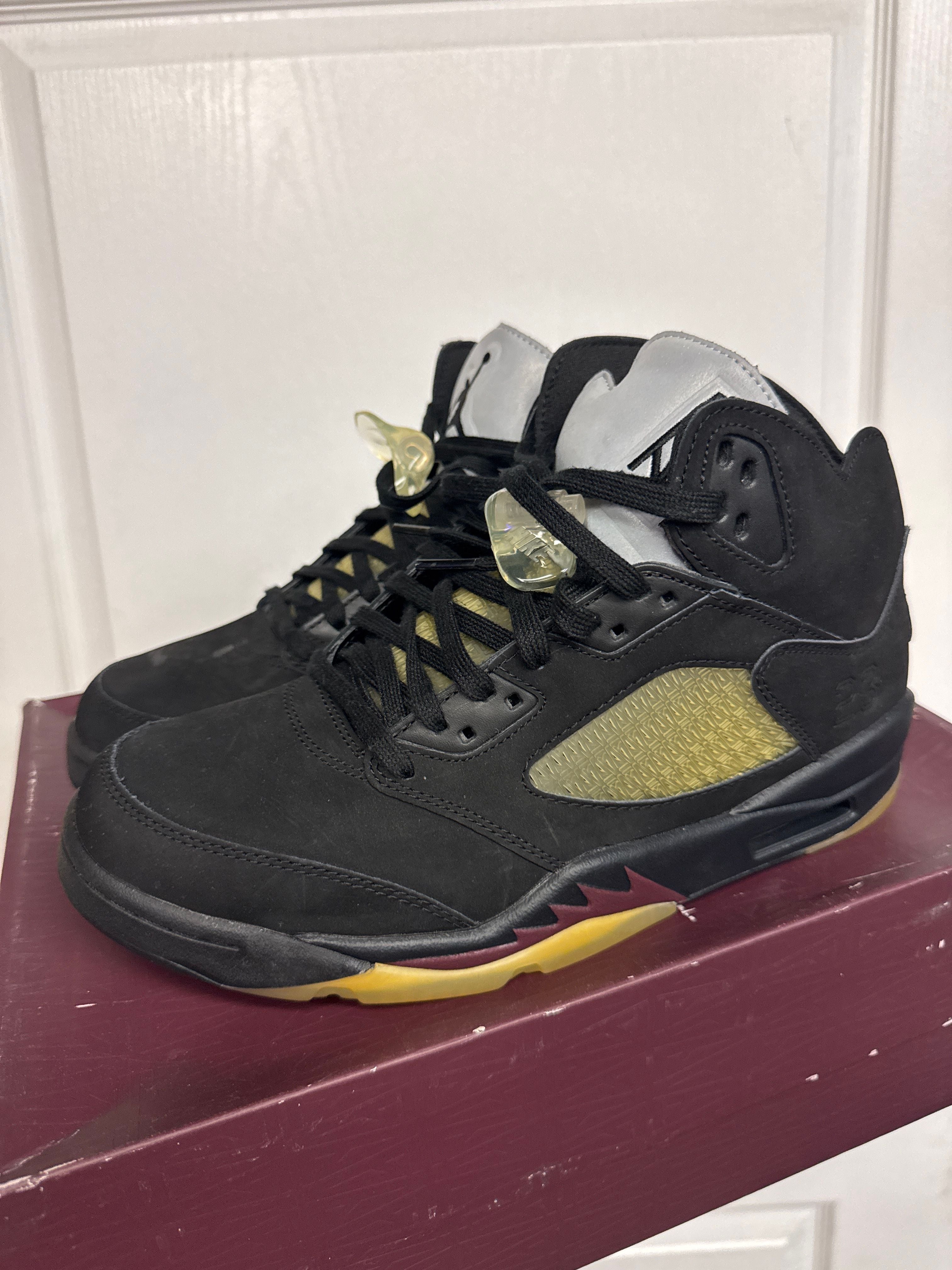 Jordan 5 Retro A Ma Maniére Dusk - Lightly Used, OG All