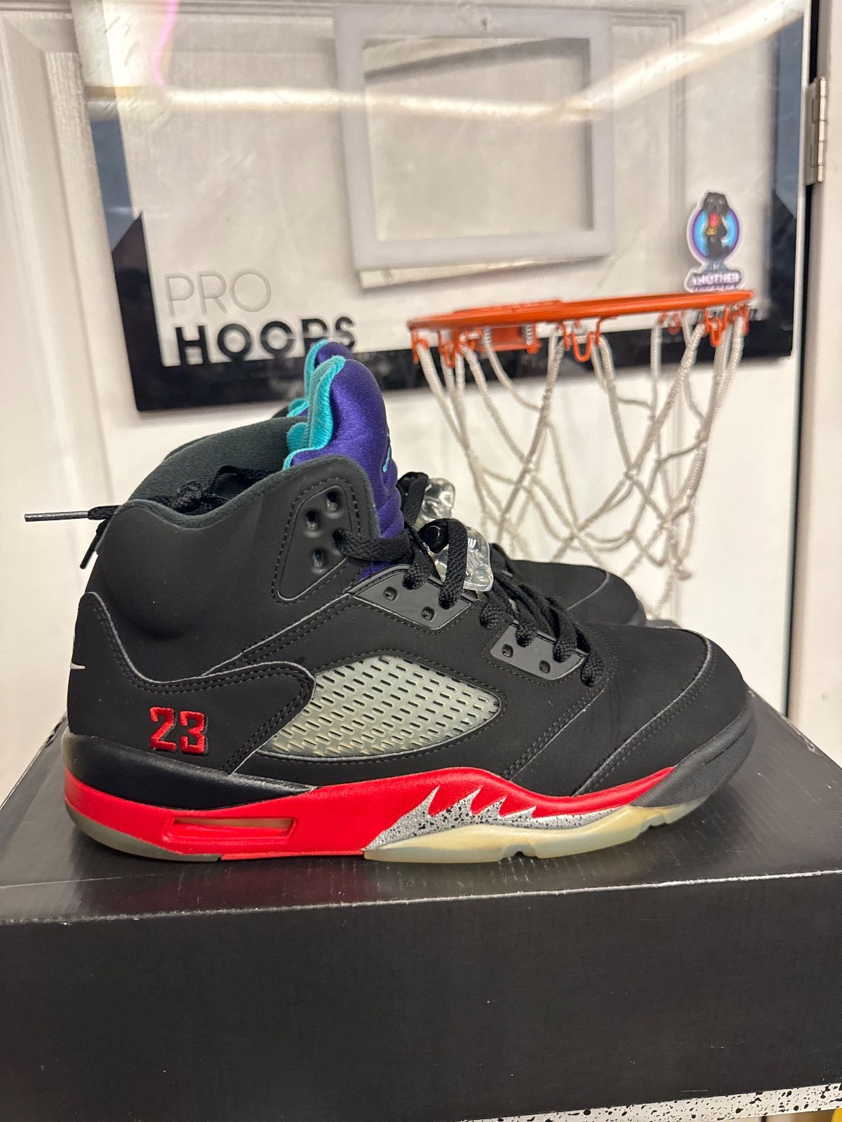 Jordan 5 Retro Top 3 - Lightly Used, OG All