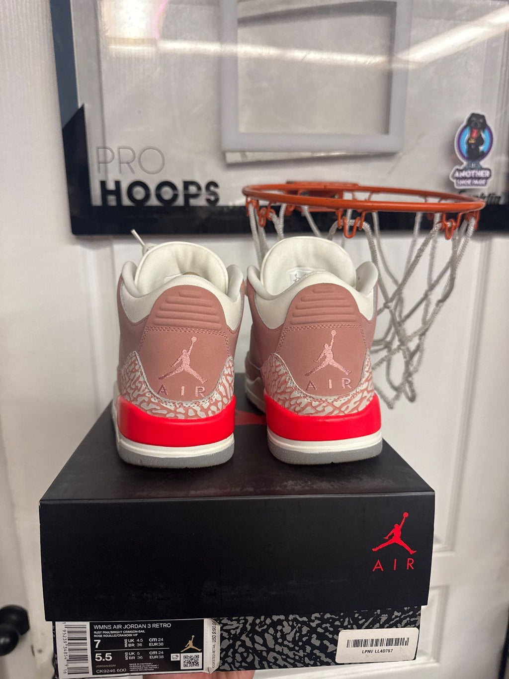 Jordan 3 Retro Rust Pink (Women's) - Lightly Used, OG All