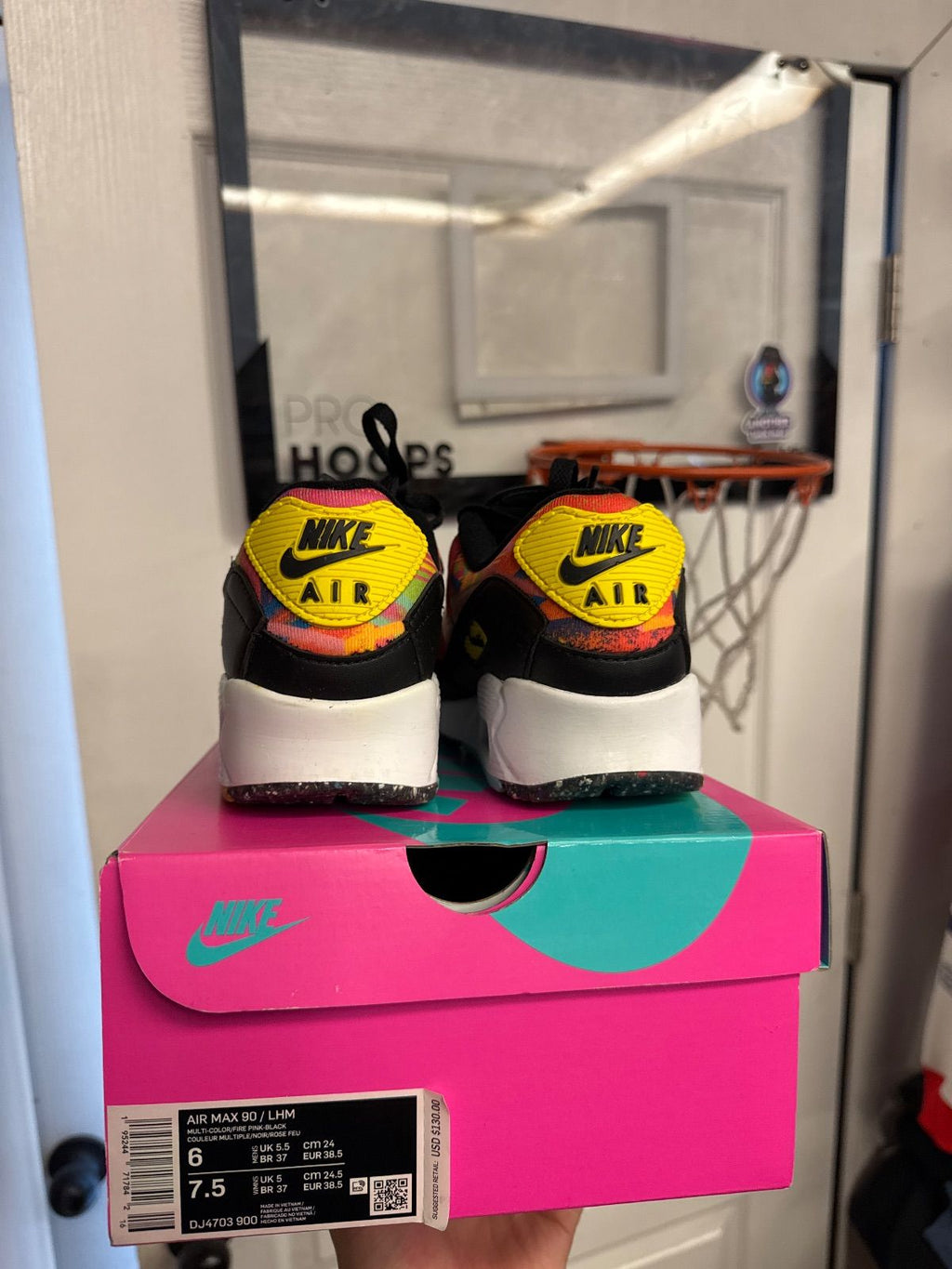 Nike Air Max 90 Familia - Lightly Used, OG All