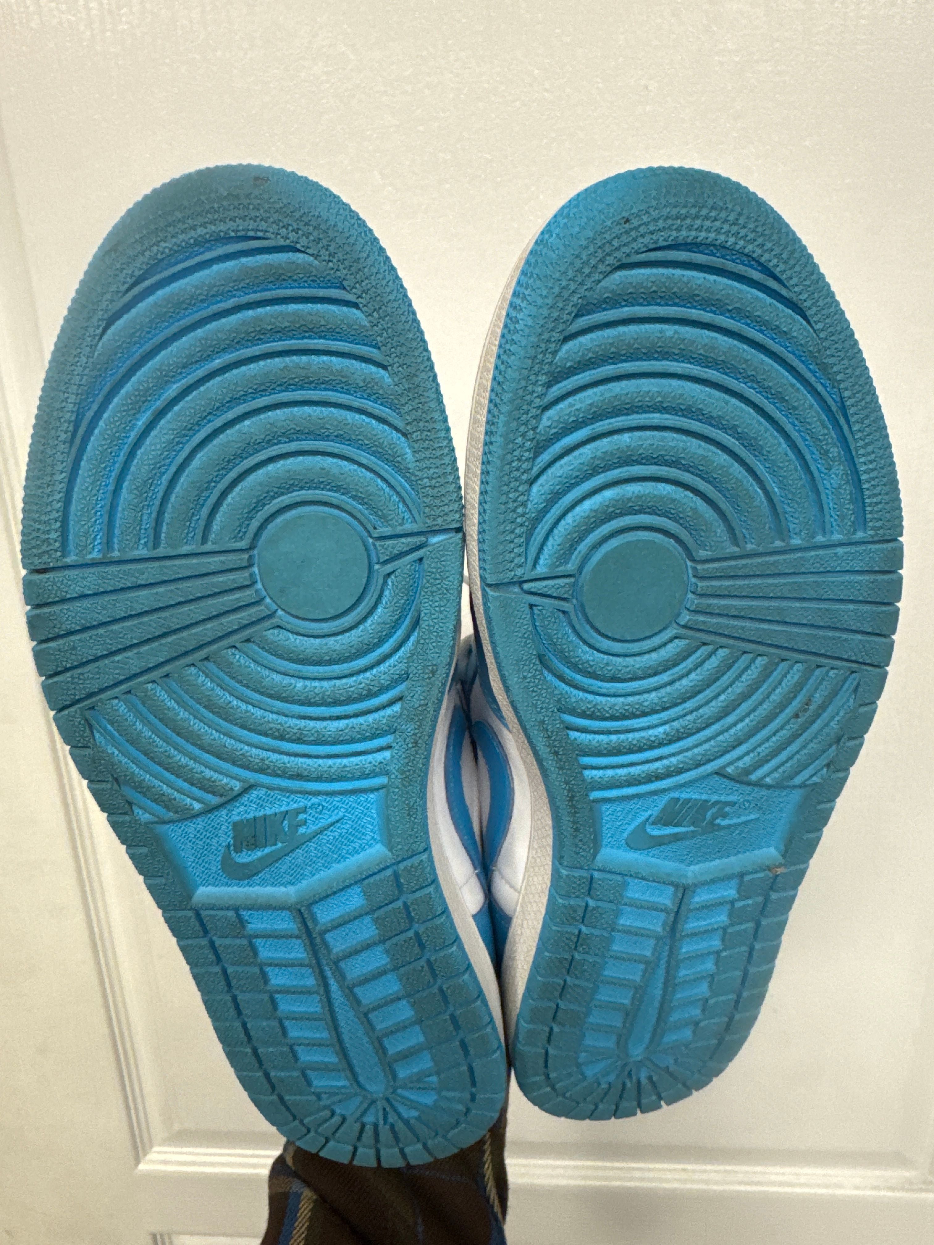 Jordan 1 Low SB UNC - Lightly Used, OG All