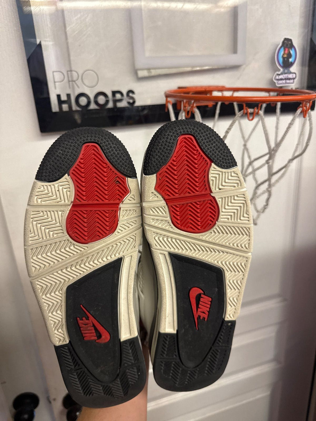 Jordan 4 Retro OG Flight Club - Lightly Used, OG All