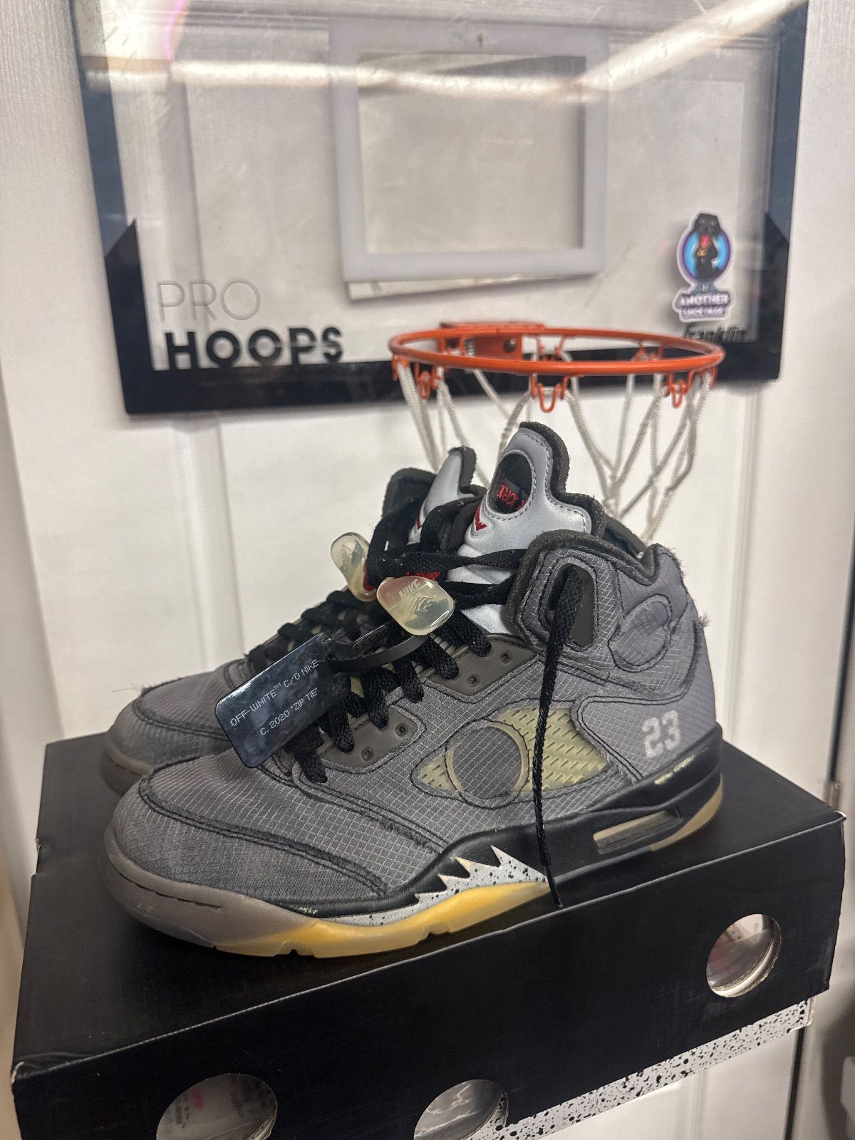 Jordan 5 Retro Off-White Muslin - Lightly Used, OG All W/Flaws