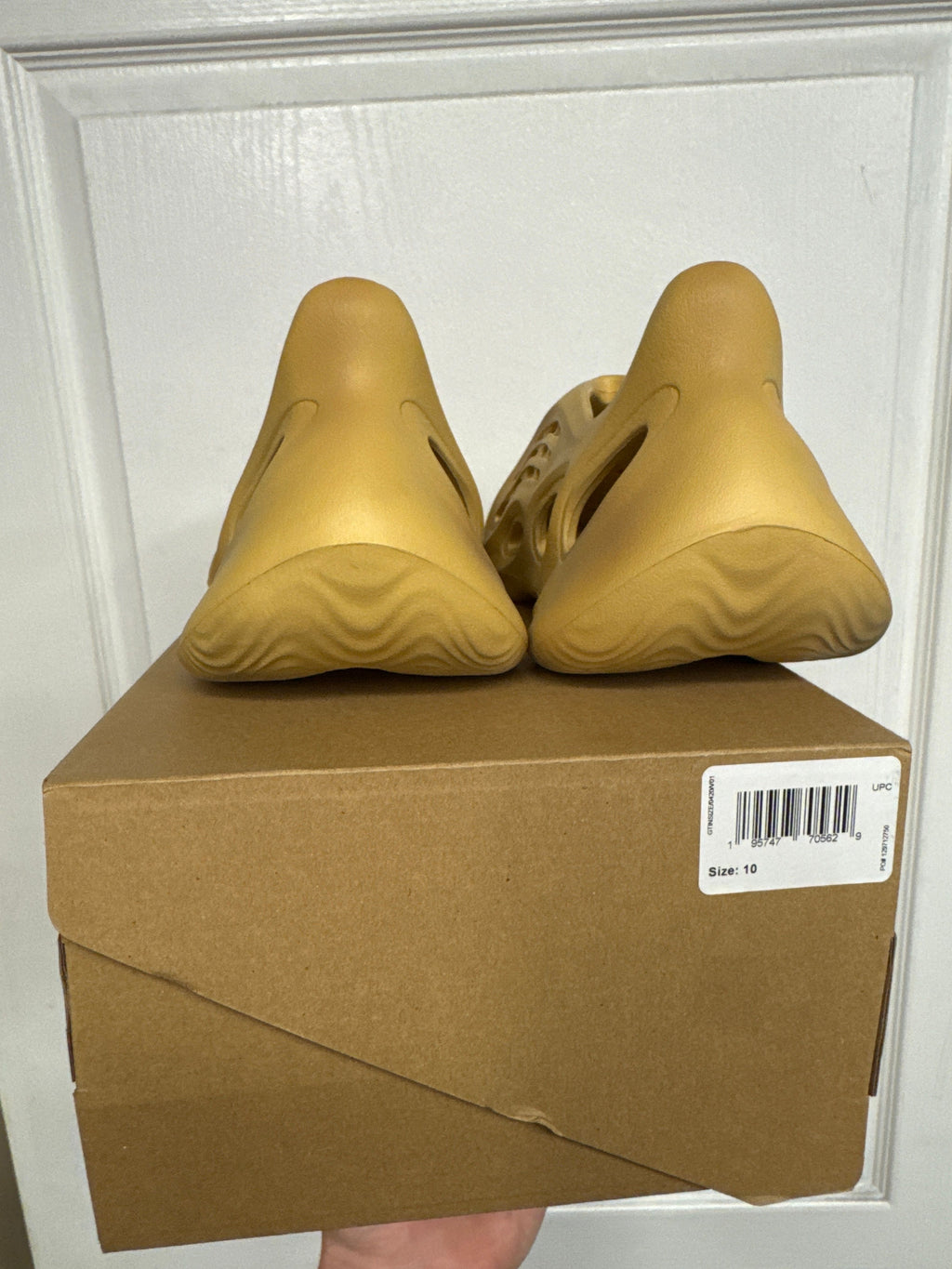 adidas Yeezy Foam RNR Desert Sand - Lightly Used, OG All