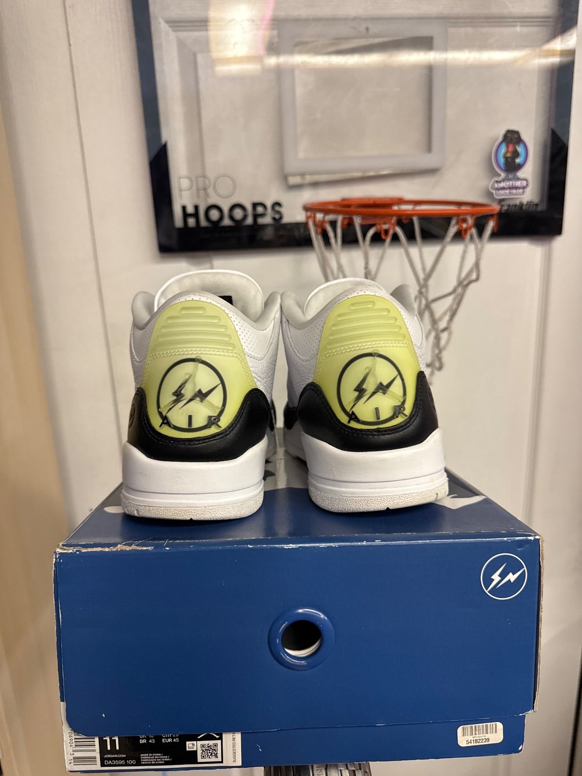 Jordan 3 Retro Fragment - Lightly Used, OG All
