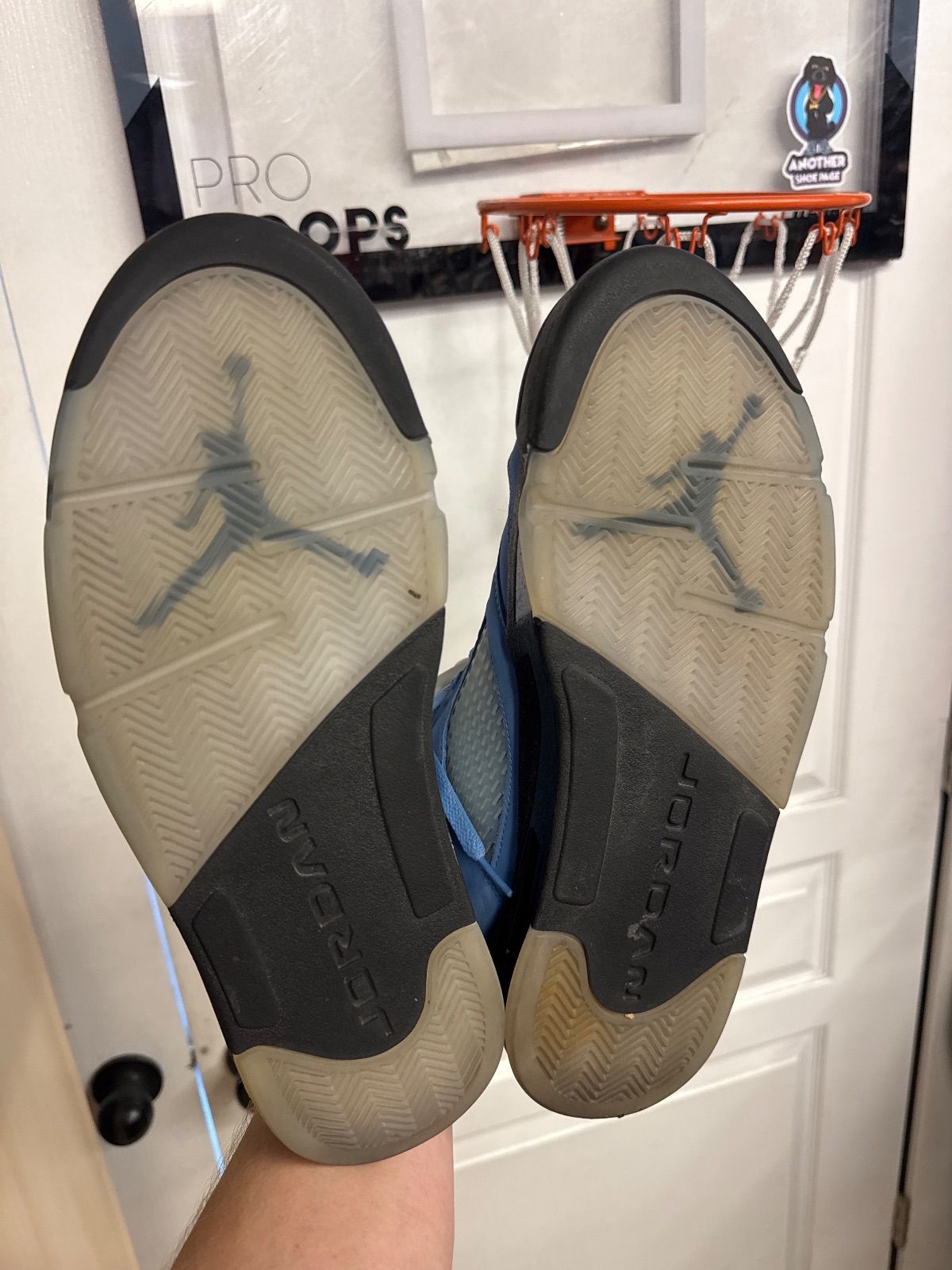 Jordan 5 Retro UNC University Blue - Lightly Used, OG All