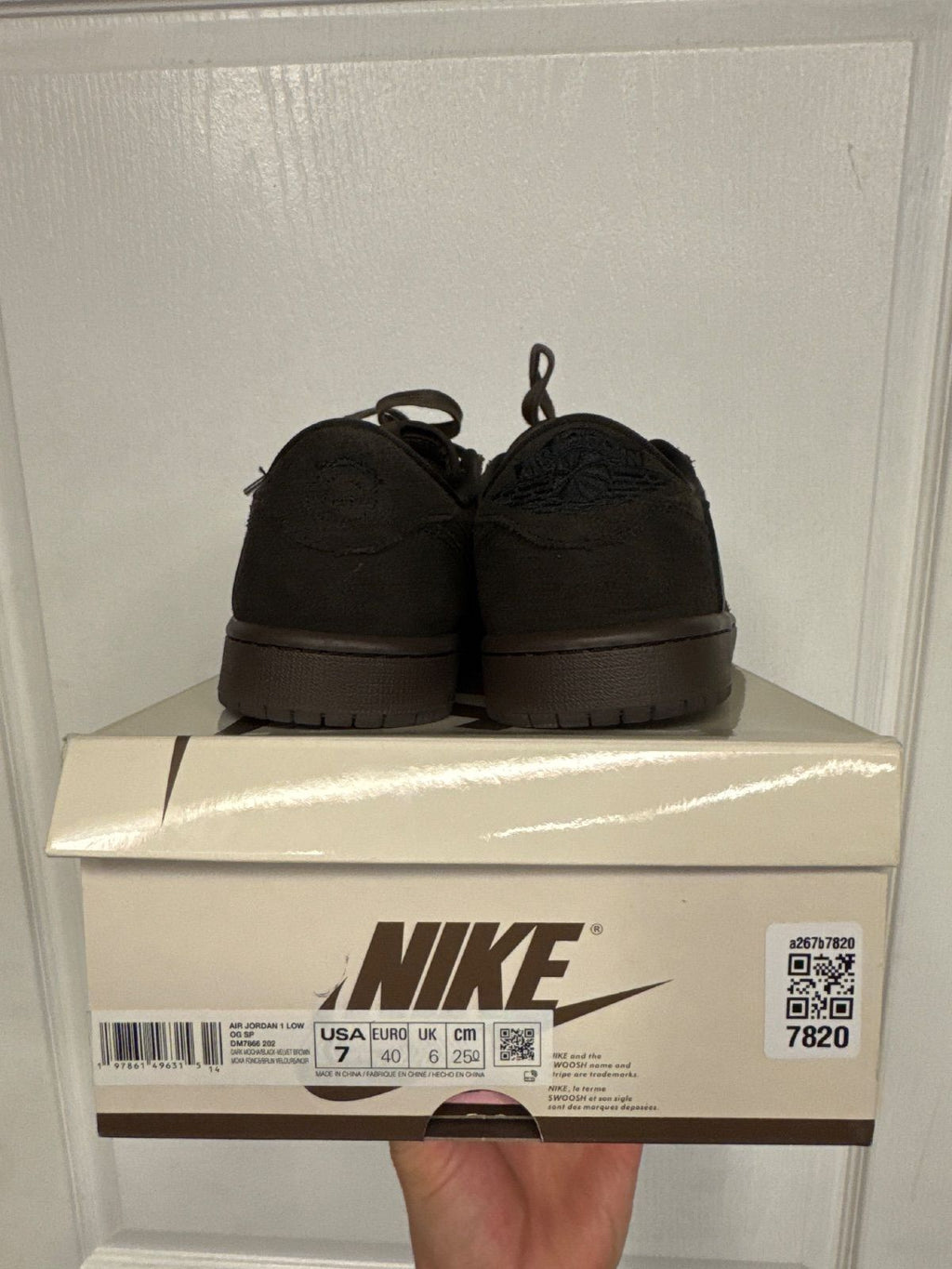 Jordan 1 Retro Low OG SP Travis Scott Velvet Brown - Lightly Used, OG All