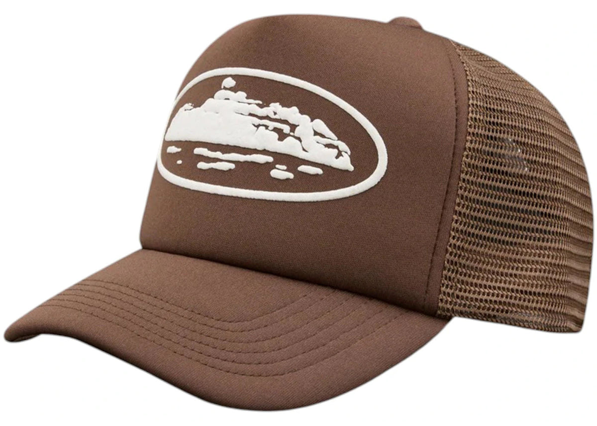 Corteiz Island Puff Print Trucker Hat Brown