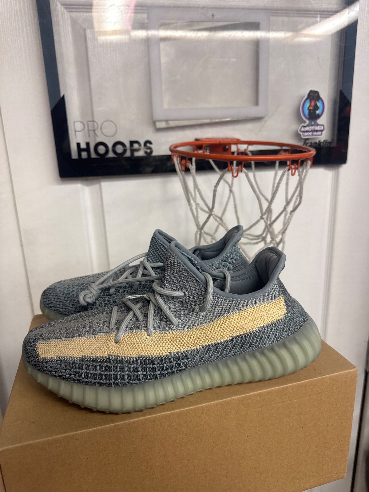 adidas Yeezy Boost 350 V2 Ash Blue - Lightly Used, OG All