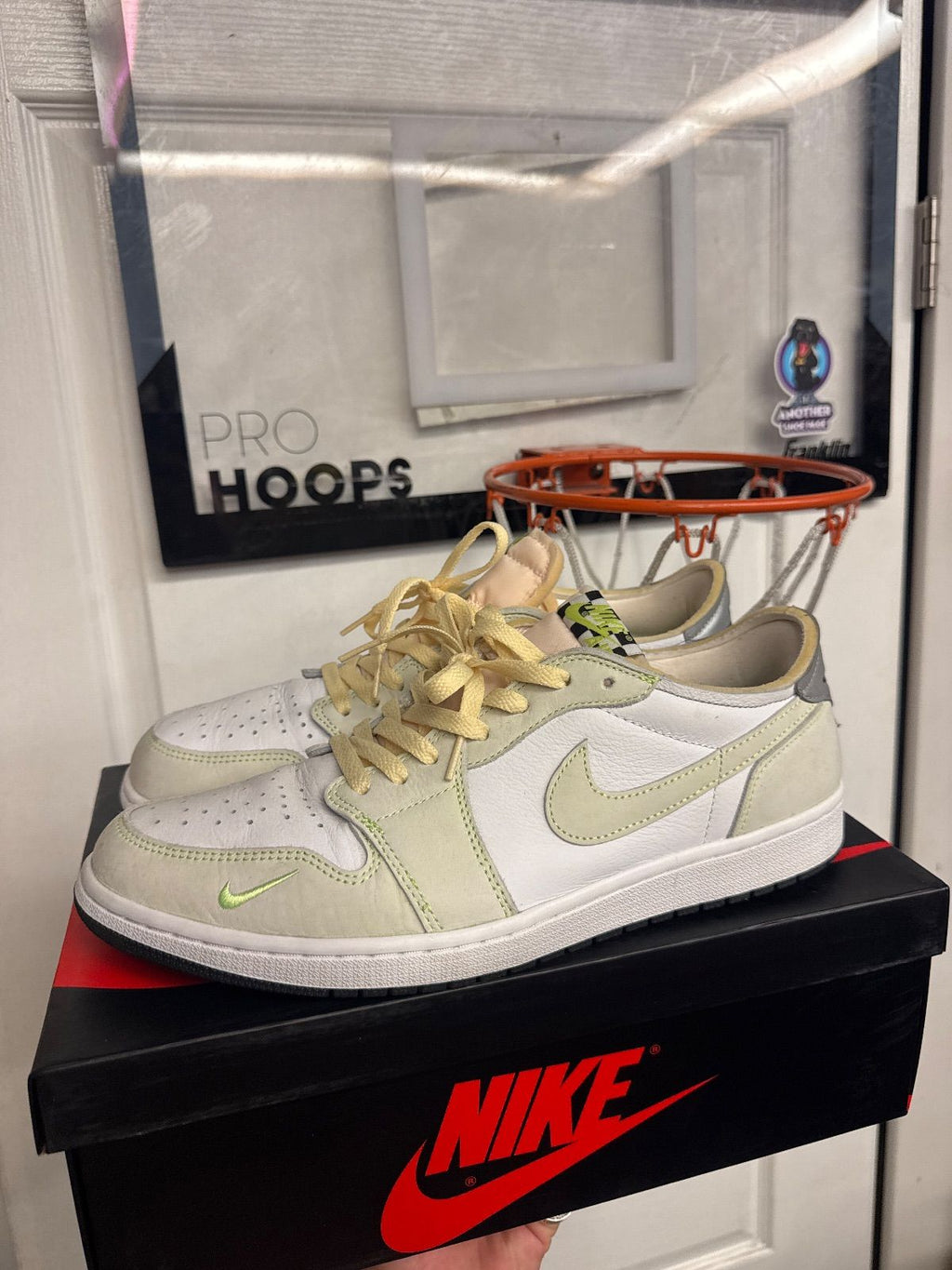 Jordan 1 Retro Low White Ghost Green Black - Lightly Used, OG All