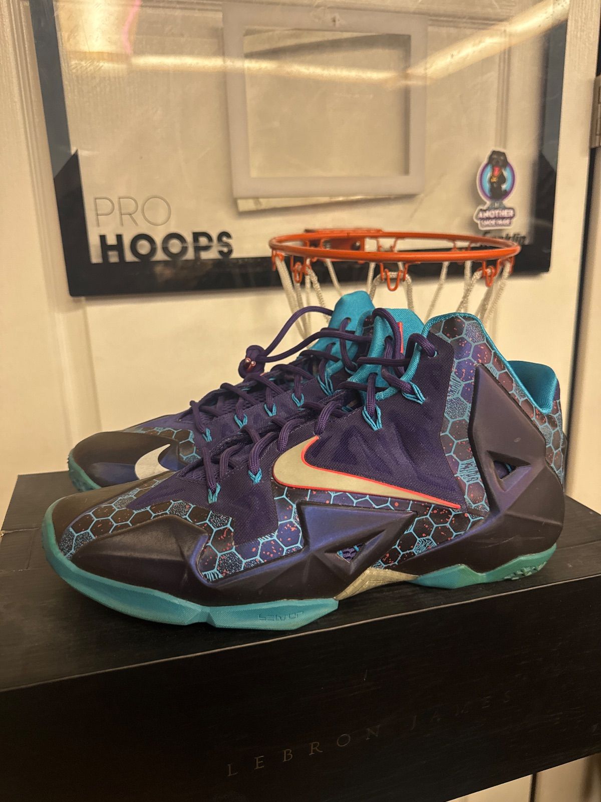 Nike LeBron 11 Summit Lake Hornets - Lightly Used, Replacement Box