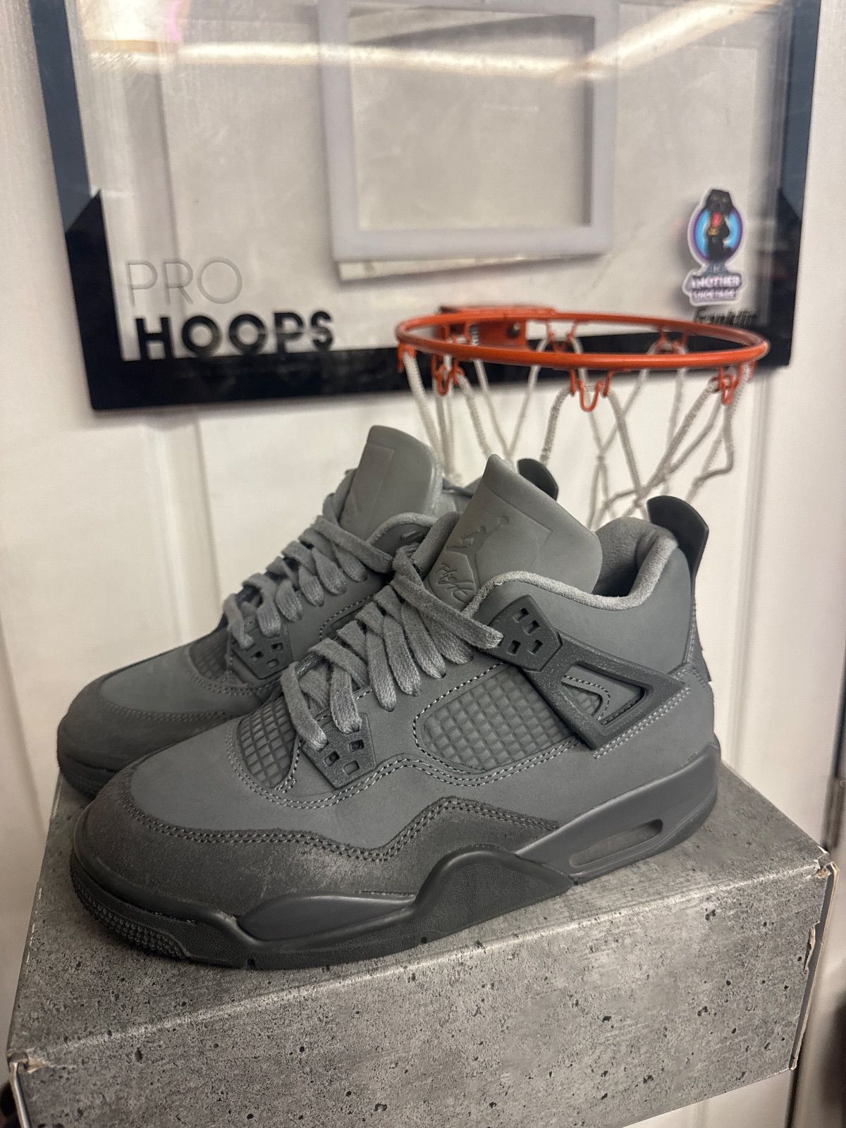 Jordan 4 Retro SE Paris Olympics Wet Cement (GS) - Lightly Used, OG All