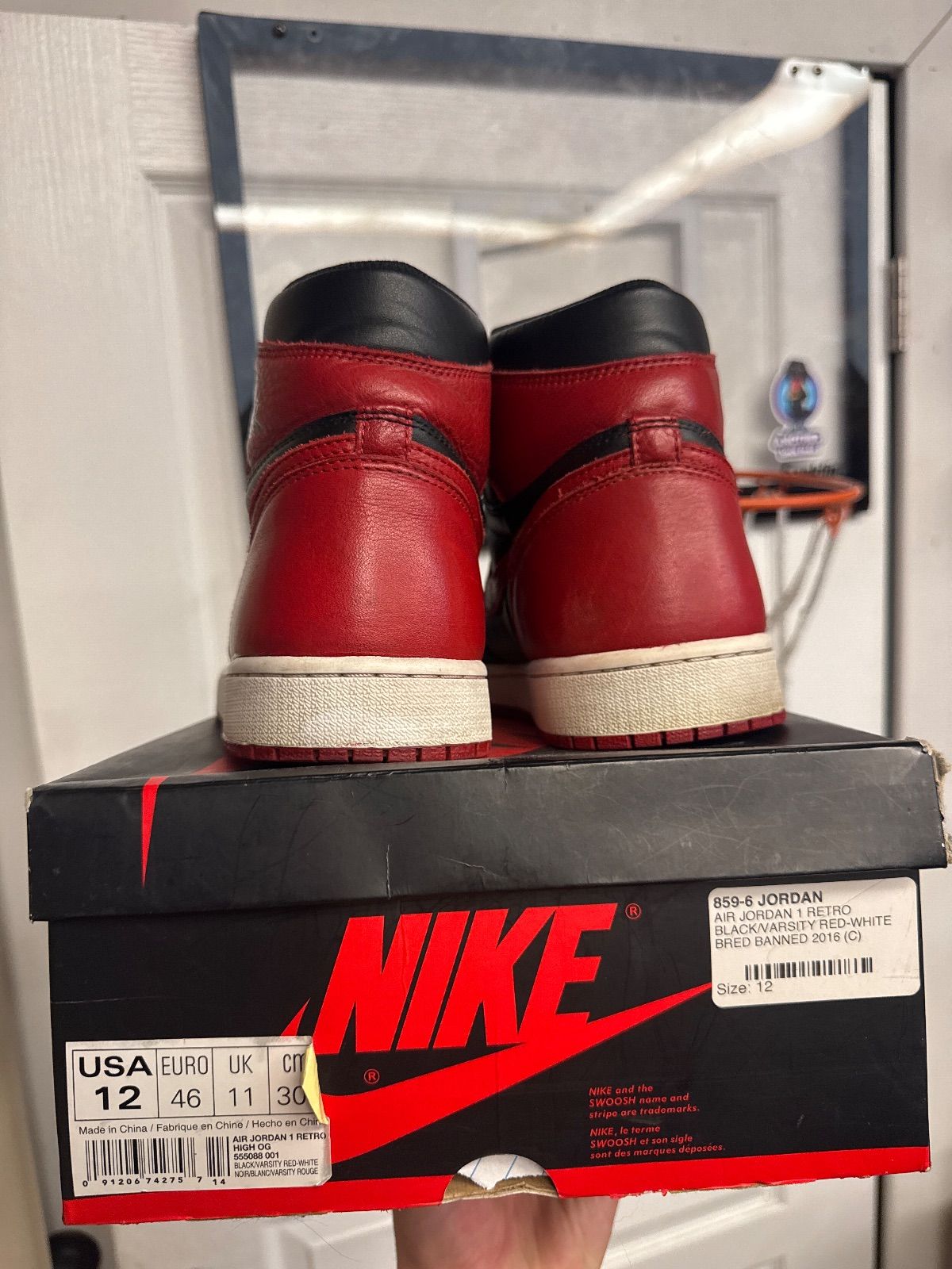 Jordan 1 Retro High Bred Banned (2016) - Lightly Used, OG All