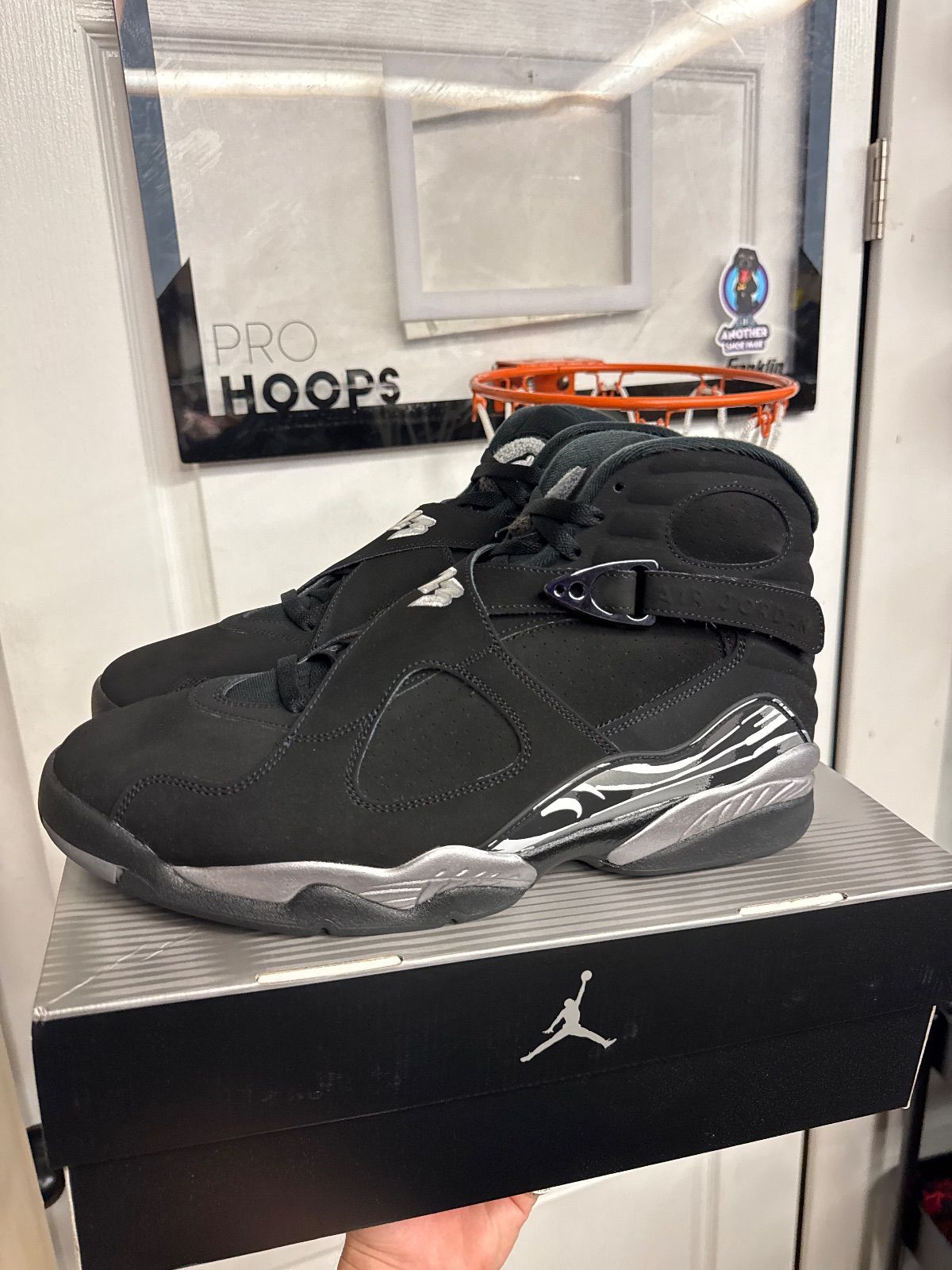 Jordan 8 Retro Chrome 2026
