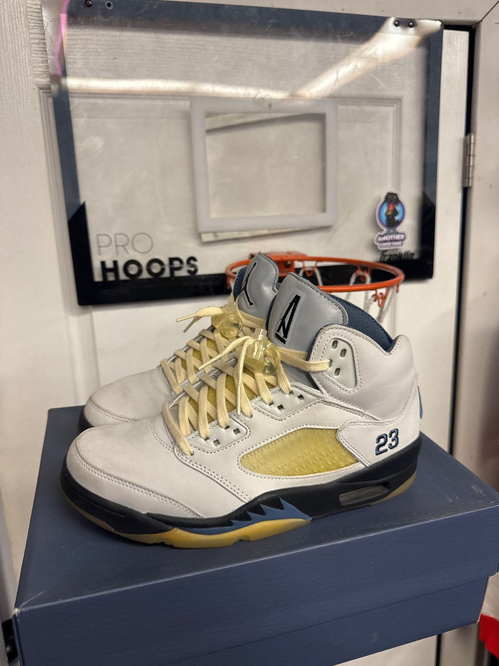 Jordan 5 Retro A Ma Maniére Dawn (Women's) - Lightly Used, OG All
