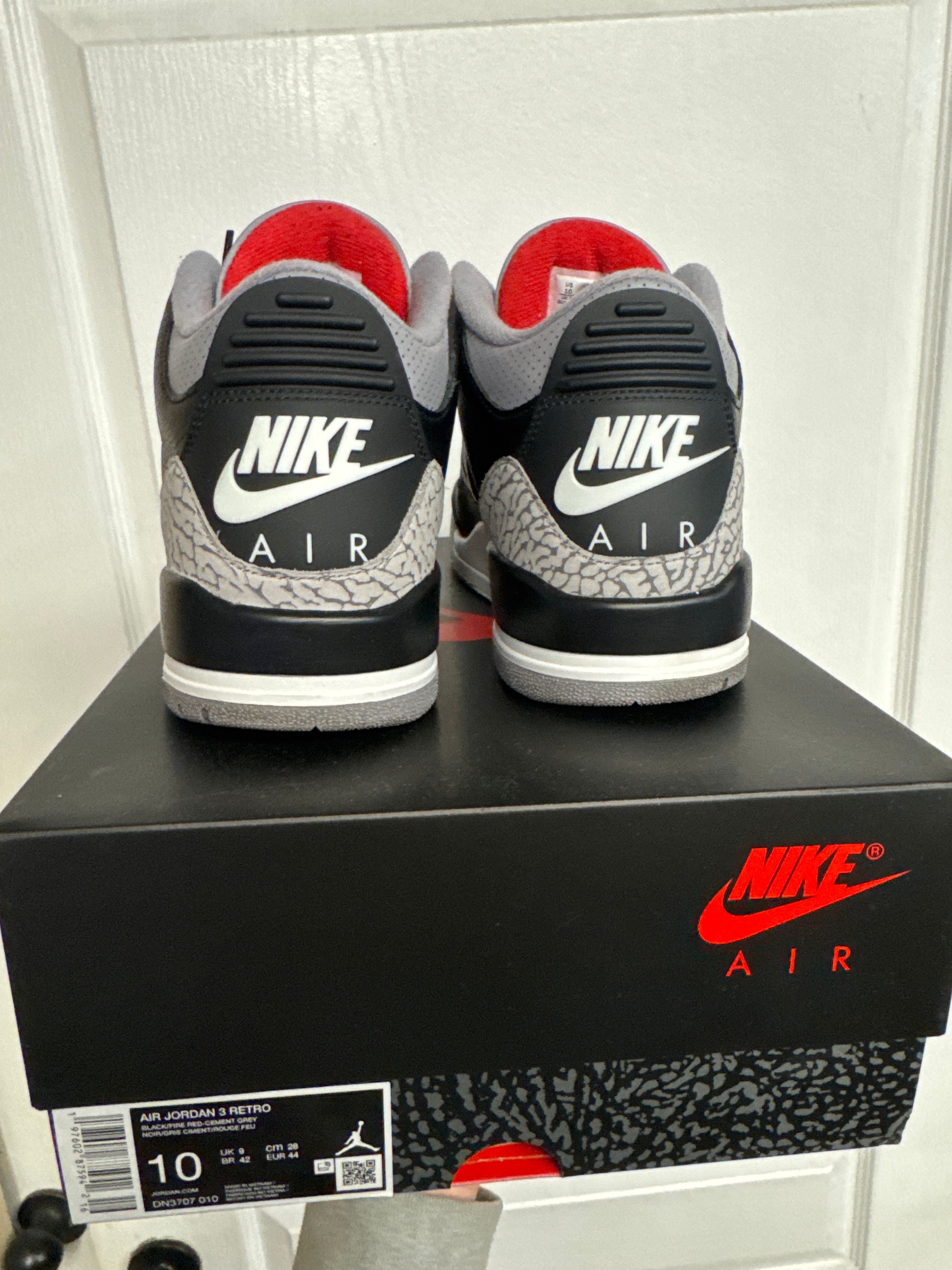 Jordan 3 Retro OG Black Cement (2024) - Lightly Used, OG All