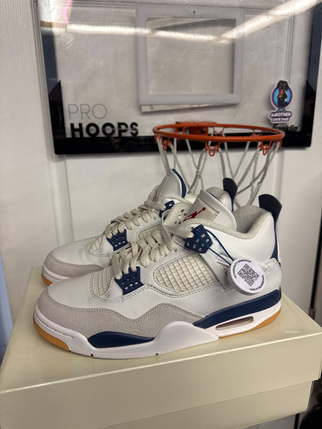 Jordan 4 Retro SB Navy - Lightly Used, OG All