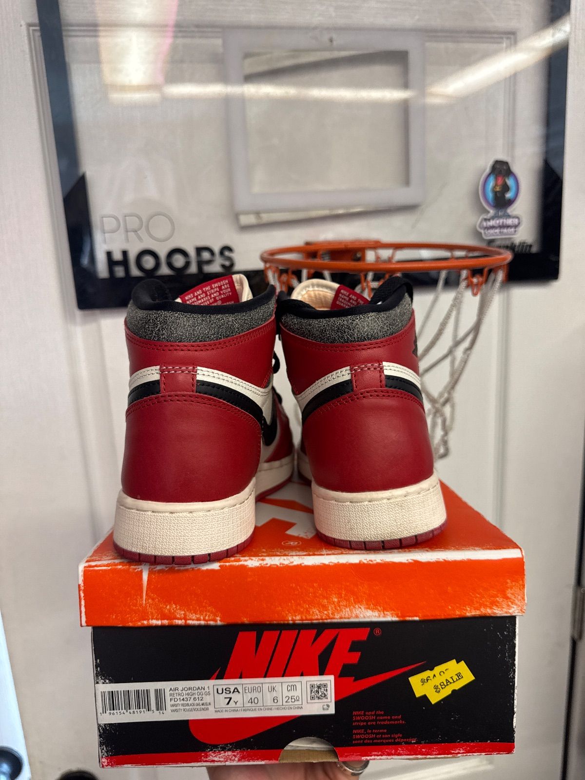 Jordan 1 Retro High OG Chicago Lost and Found (GS) - Lightly Used, OG All