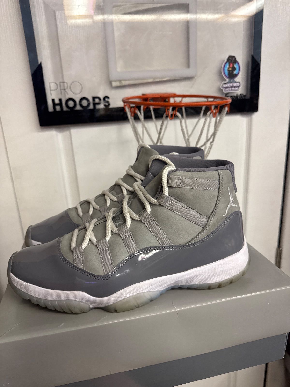 Jordan 11 Retro Cool Grey (2021) - Lightly Used, OG All