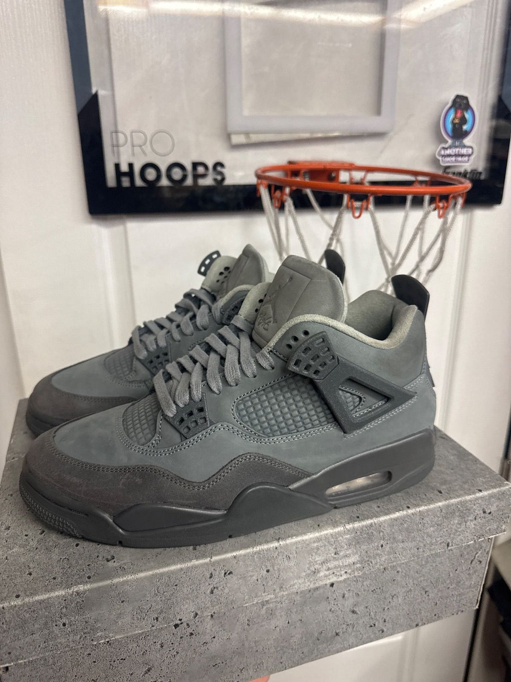 Jordan 4 Retro SE Paris Olympics Wet Cement - Lightly Used, OG All