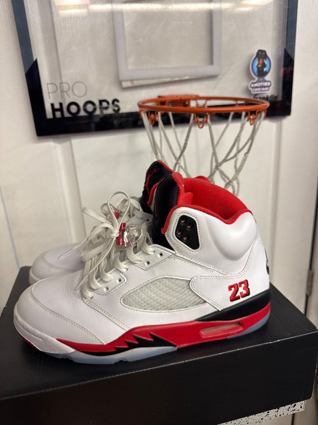 Jordan 5 Retro Fire Red Black Tongue (2025) - Lightly Used, OG All